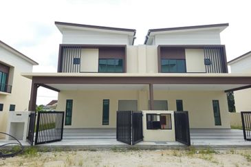 {Teluk Intan} New Luxury Living Premium 2 Storey Semi-D House For Sale