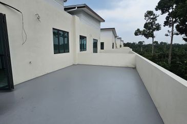 {Teluk Intan} New Luxury Living Premium 2 Storey Semi-D House For Sale