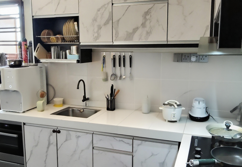 {TELUK INTAN} Rumah Corner Siap dengan awning, grill, kipas siling, aircon, heater dan lampu