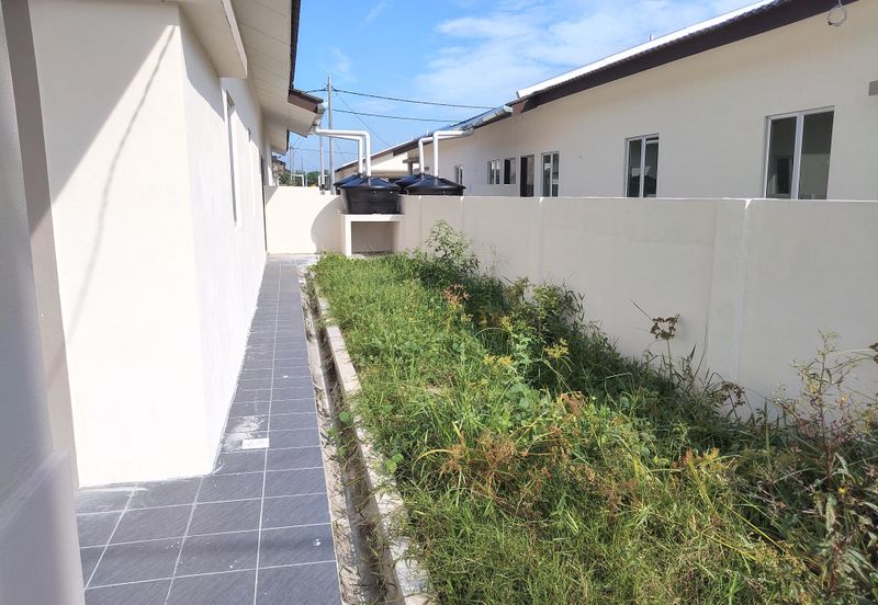 {TELUK INTAN} Rumah Semi-D Baru Di Bandar Teluk Intan, Perak. 