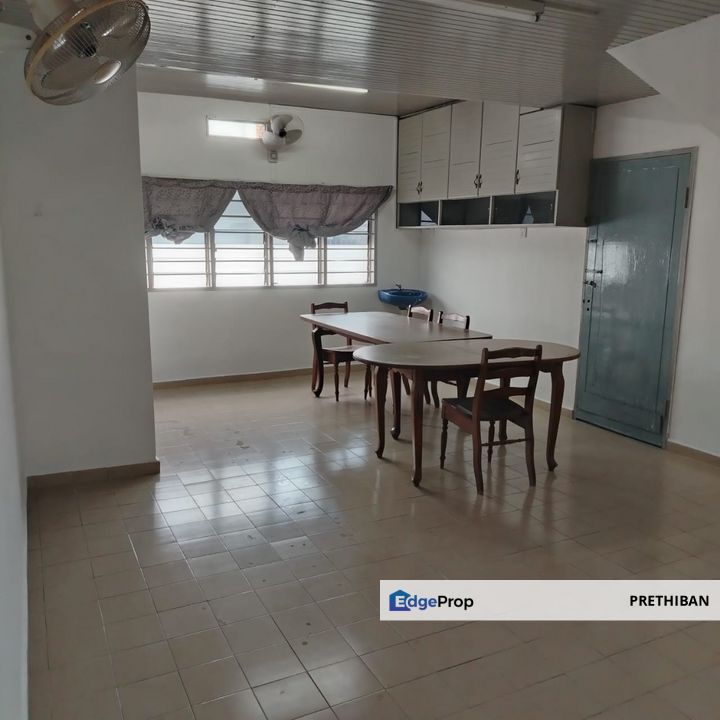 {KLANG} Renovated and refurbished house for rent in Taman Selatan, Klang, Selangor, Klang
