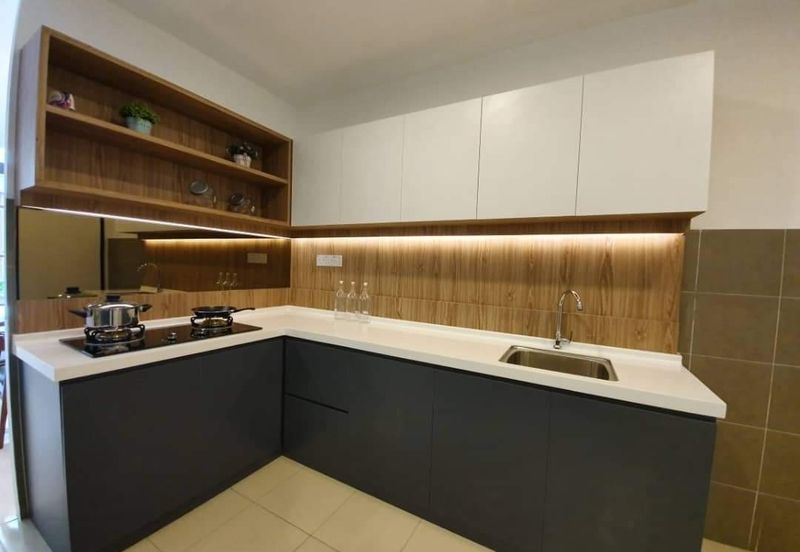 {TELUK INTAN} Rumah Corner Lot Setingkat Luas Tanah 2600kps