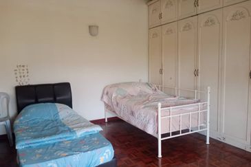 {JALAN DUTA, KL} BIG 22K SQUARE FEET BUNGALOW FOR SALE 