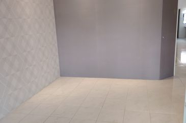 {BATU GAJAH} Terrace Houses by the Lakes