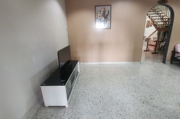 {Teluk Intan} 5 mins to Hospital Teluk Intan, Double Storey House For Sale