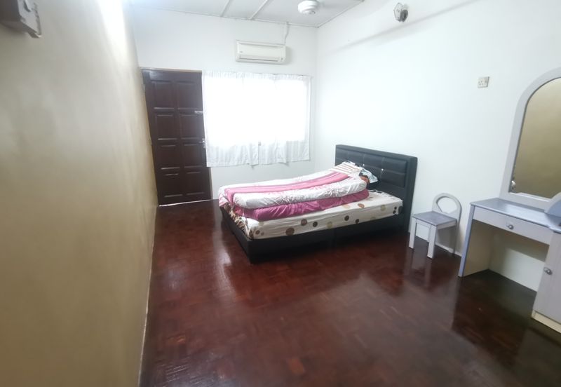 {Teluk Intan} 5 mins to Hospital Teluk Intan, Double Storey House For Sale