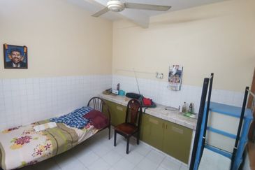 {Teluk Intan} 5 mins to Hospital Teluk Intan, Double Storey House For Sale