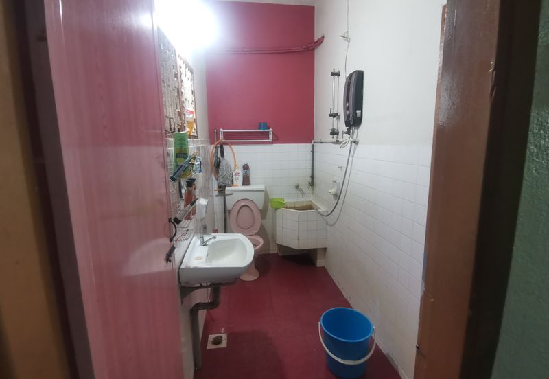 {Teluk Intan} 5 mins to Hospital Teluk Intan, Double Storey House For Sale