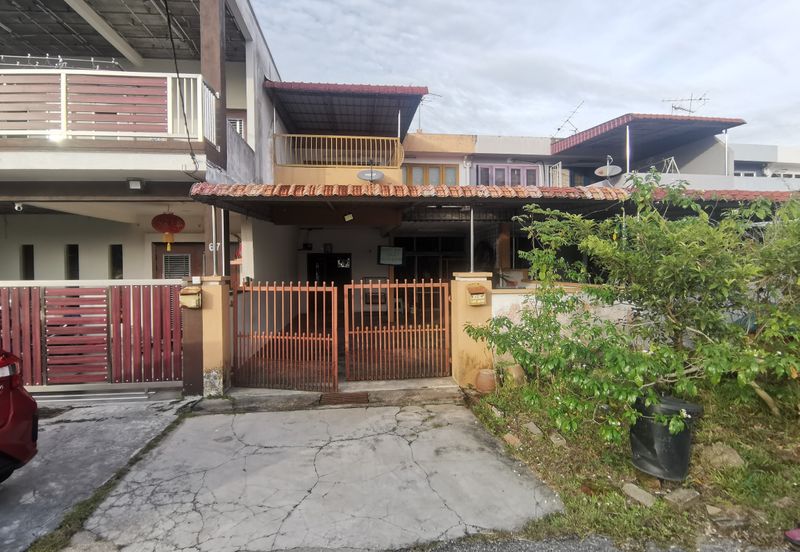 {Teluk Intan} 5 mins to Hospital Teluk Intan, Double Storey House For Sale