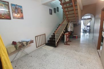 {Teluk Intan} 5 mins to Hospital Teluk Intan, Double Storey House For Sale