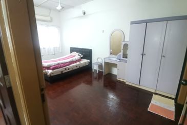 {Teluk Intan} 5 mins to Hospital Teluk Intan, Double Storey House For Sale