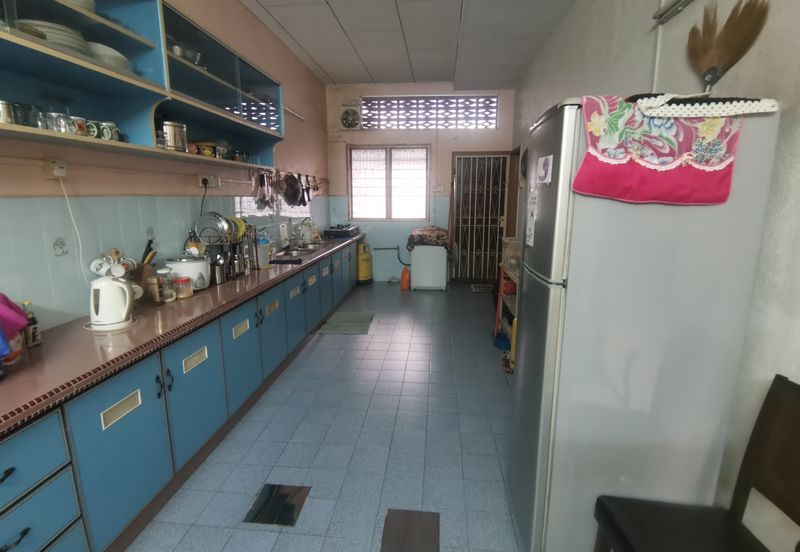 {Teluk Intan} 5 mins to Hospital Teluk Intan, Double Storey House For Sale