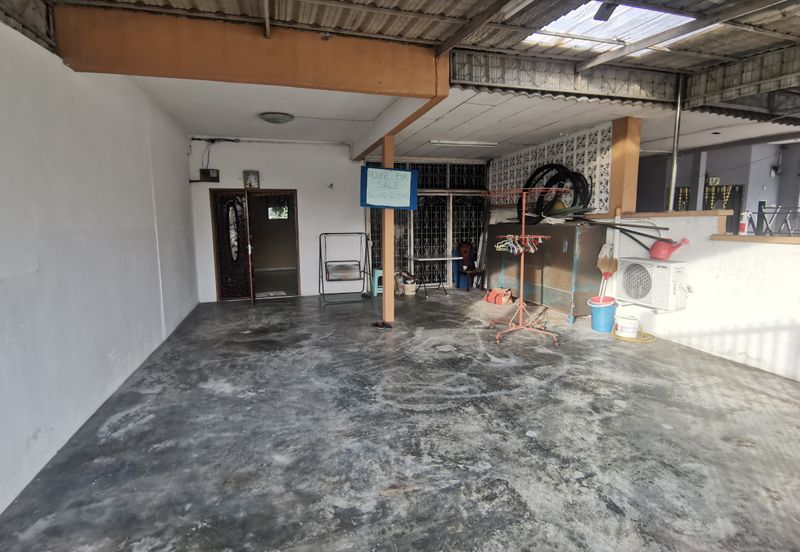 {Teluk Intan} 5 mins to Hospital Teluk Intan, Double Storey House For Sale