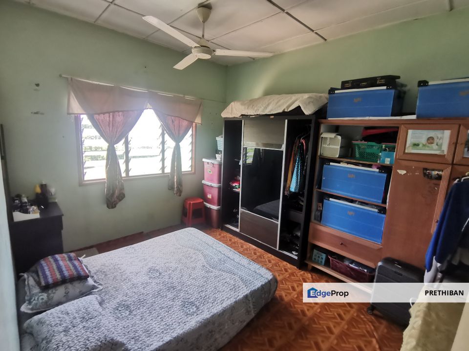 {FREEHOLD IN PUCHONG} Apartment For Urgent Sale!, Selangor, Bandar Kinrara Puchong