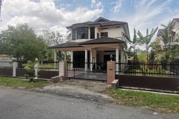 {Teluk Intan} Fully Furnished Bungalow For Sale