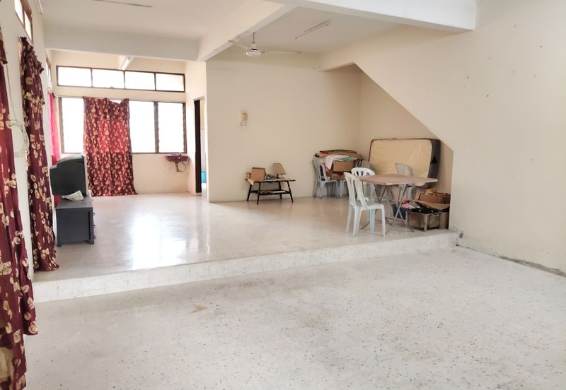 {TELUK INTAN} Double Storey End Lot House For Sale