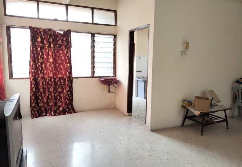 {TELUK INTAN} Double Storey End Lot House For Sale