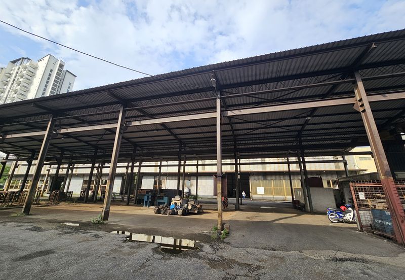 Puchong Factory Warehouse Medium Heavy Industrial for rent
