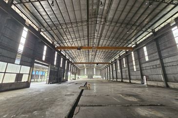 Puchong Factory Warehouse Medium Heavy Industrial for rent