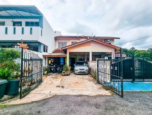 RENOVATED Double Storey Terrace Taman Rawang Perdana 2 Rawang for Sale ...