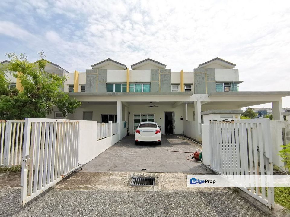 RENOVATED Double Storey Terrace Cherry Bandar Hillpark Puncak Alam for ...