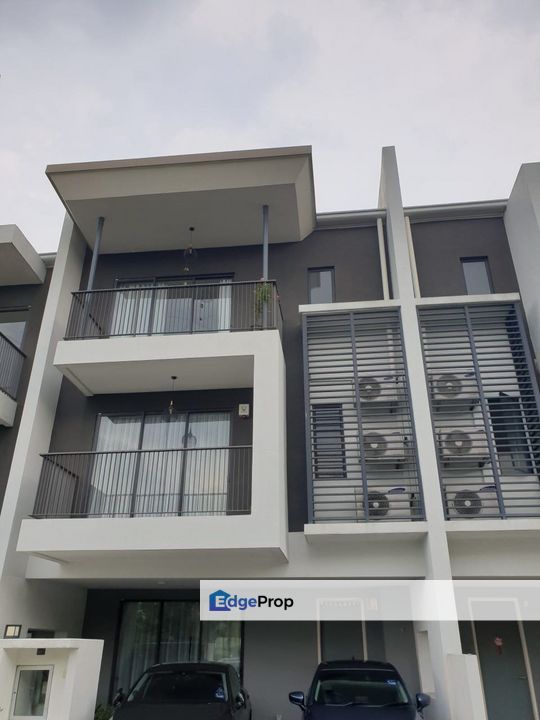 For Sale 3 Storey House Andana D Alpinia Puchong Listings And Prices Waa2