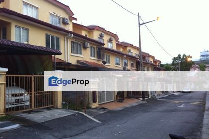 Townhouse Jalan Bukit Emas Taman Bukit Emas Balakong Seri Kembangan, Selangor, Seri Kembangan