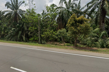 Yong Peng industrial land for Sale