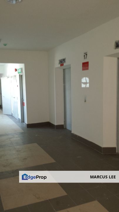 Cheras Seri Puteri Condominium near LRT Cheras 2 car parks RM 2,000, Kuala Lumpur, Cheras