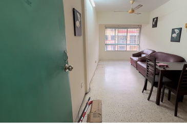 Dahlia Apartment, Pandan Indah