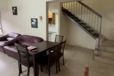 Dahlia Apartment, Pandan Indah