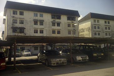 Flat Pandan Jaya Blok L13