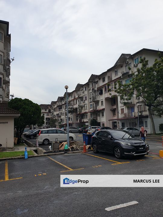 Ampang Pandan Indah Kenari Court Walk to LRT @ RM 1,100, Selangor, Ampang