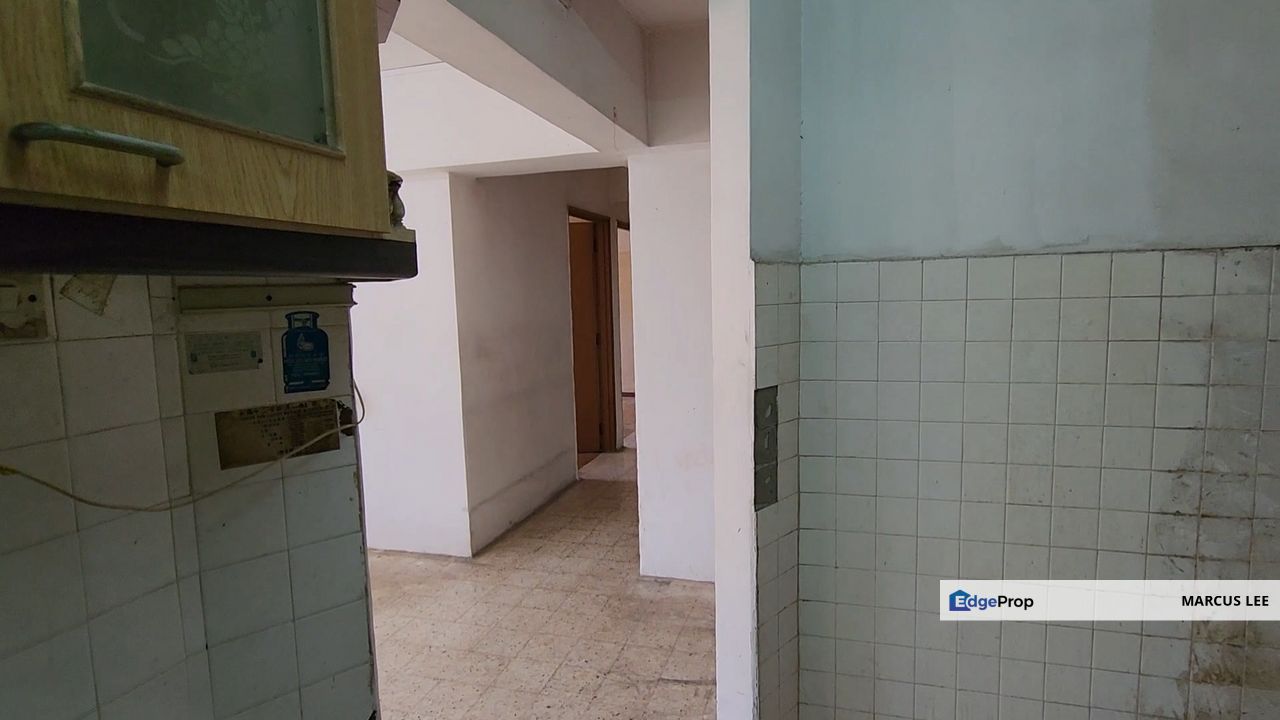 Kuala Lumpur Cheras Pandan Indah Pangsapuri Dahlia Court Near LRT Cempaka RM 1,300, Kuala Lumpur, Cheras