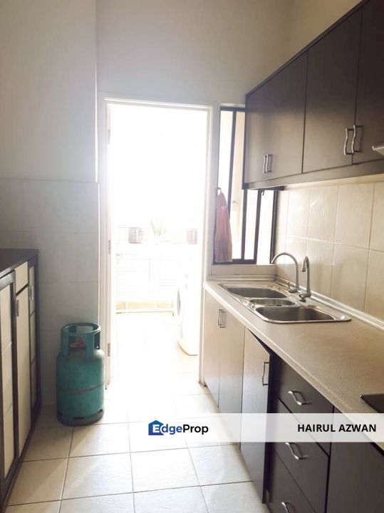 CASA TROPICANA Condo, Petaling Jaya | Corner Unit, Facing Pool, Selangor, Tropicana