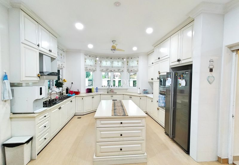 Seksyen 10, Shah Alam