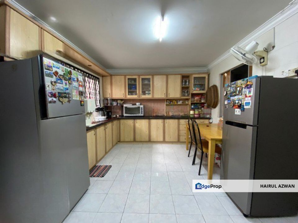 RENOVATED WELL KEPT UNIT | Taman Melur, Ampang - Near Taman Teratai, Saga  | MATURED AREA, Selangor, Ampang
