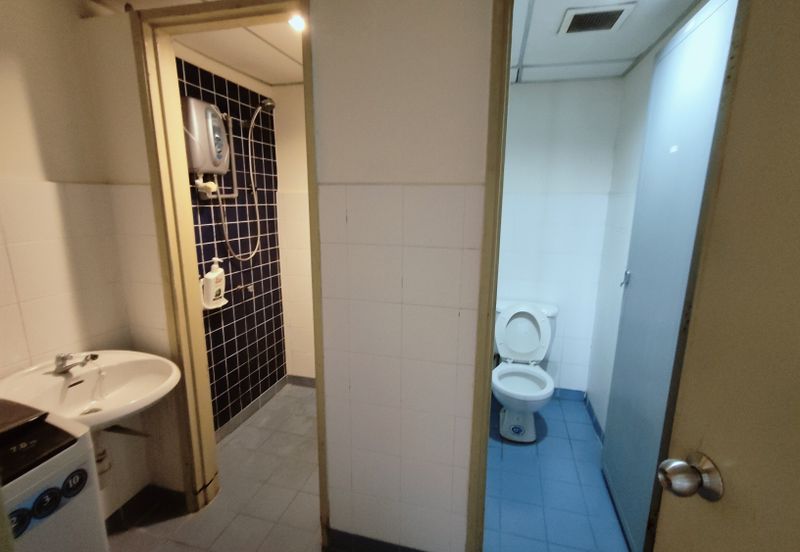 Perdana Exclusive Condominium