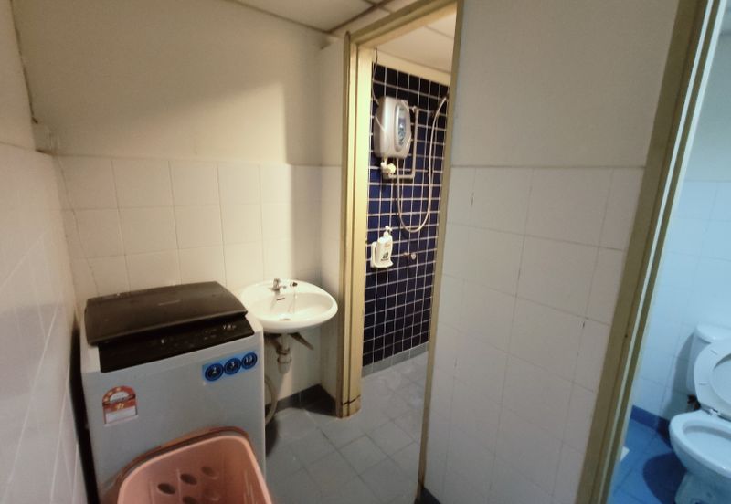 Perdana Exclusive Condominium