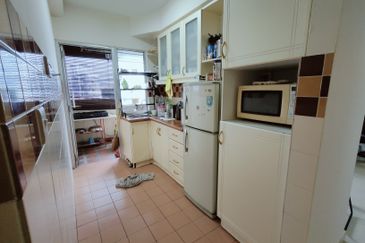 Perdana Exclusive Condominium