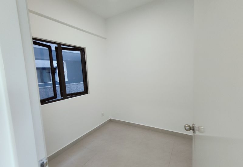 STUDIO UNIT 168 @ SELAYANG  FOR RENT | SUPERB FACILITIES MAJECTICS VIEW