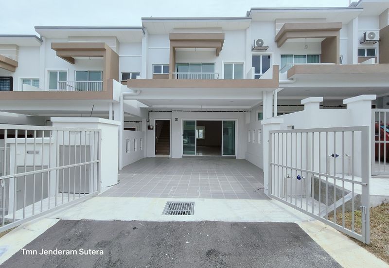 Taman Jenderam Sutera *