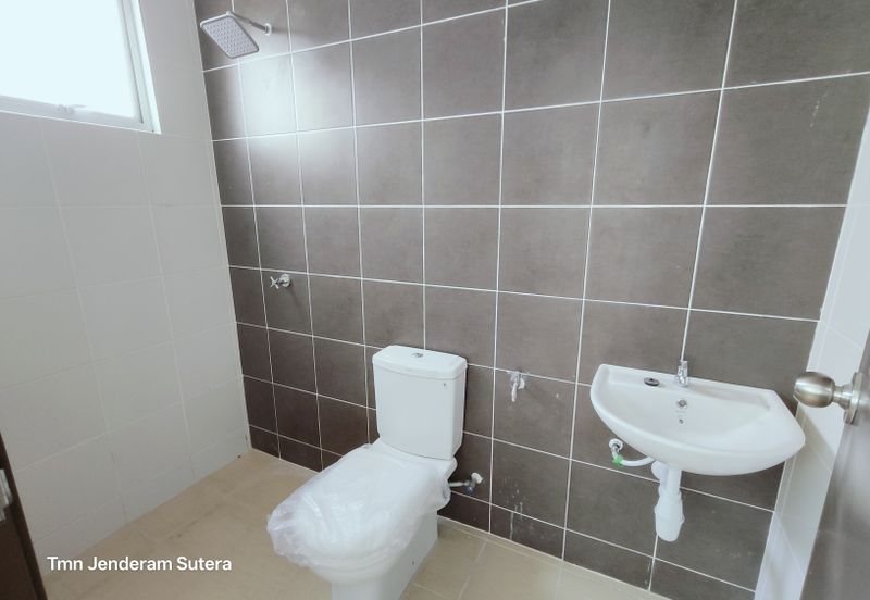 Taman Jenderam Sutera *