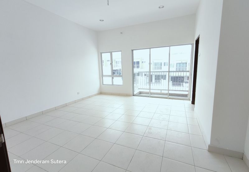 Taman Jenderam Sutera *