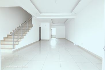 Taman Jenderam Sutera *