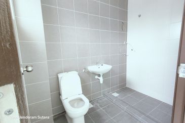 Taman Jenderam Sutera *