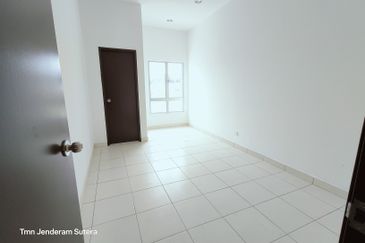 Taman Jenderam Sutera *