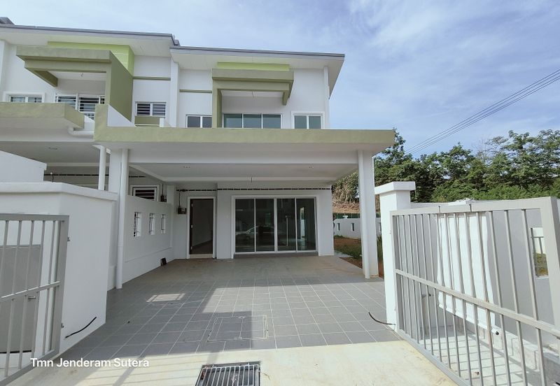 Taman Jenderam Sutera *