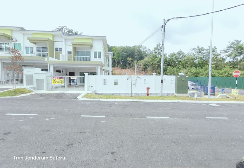 Taman Jenderam Sutera *