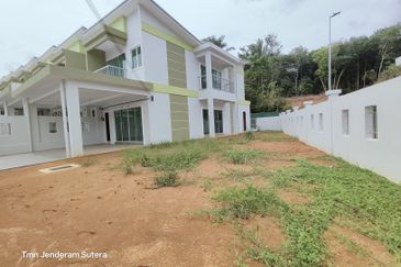 Taman Jenderam Sutera